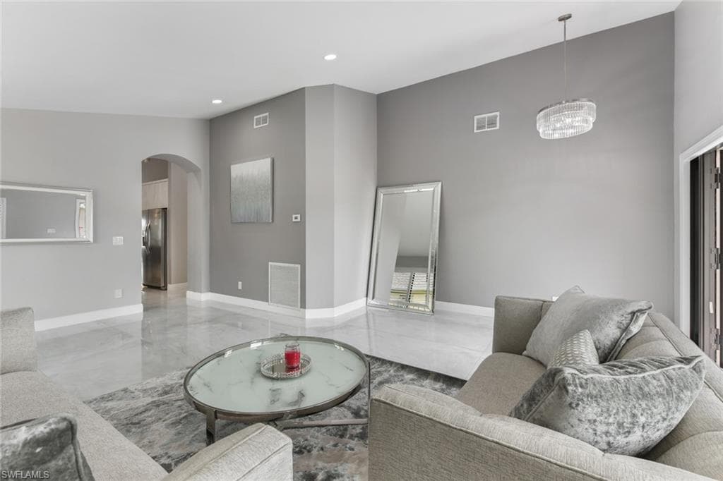 15613 Beachcomber AVE-9