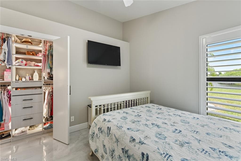 15613 Beachcomber AVE-29