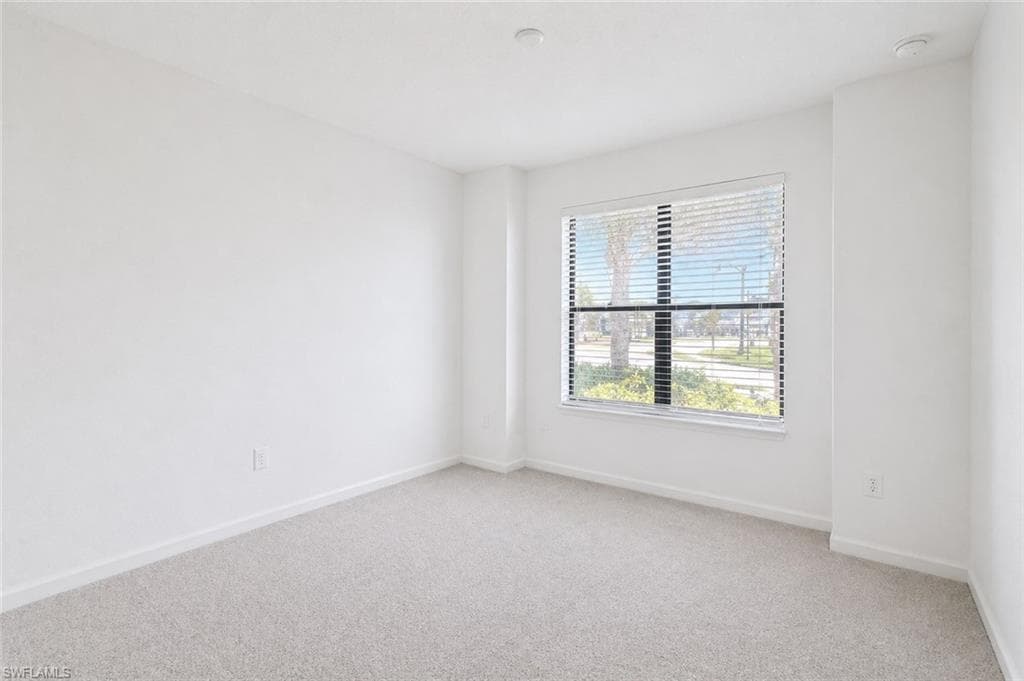 14745 Cantabria DR-13
