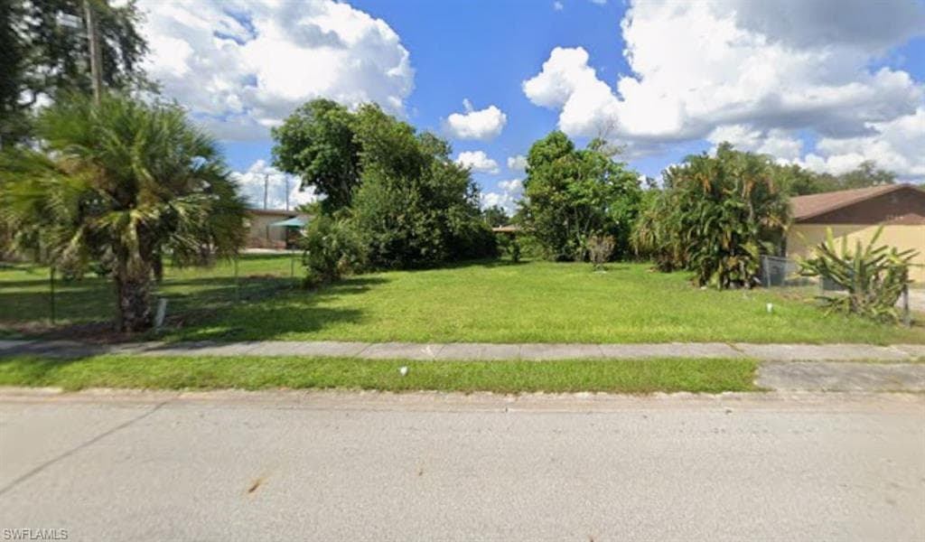 2915 Price AVE-1