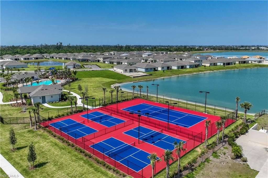 555 Spring Hill Lake LOOP-21
