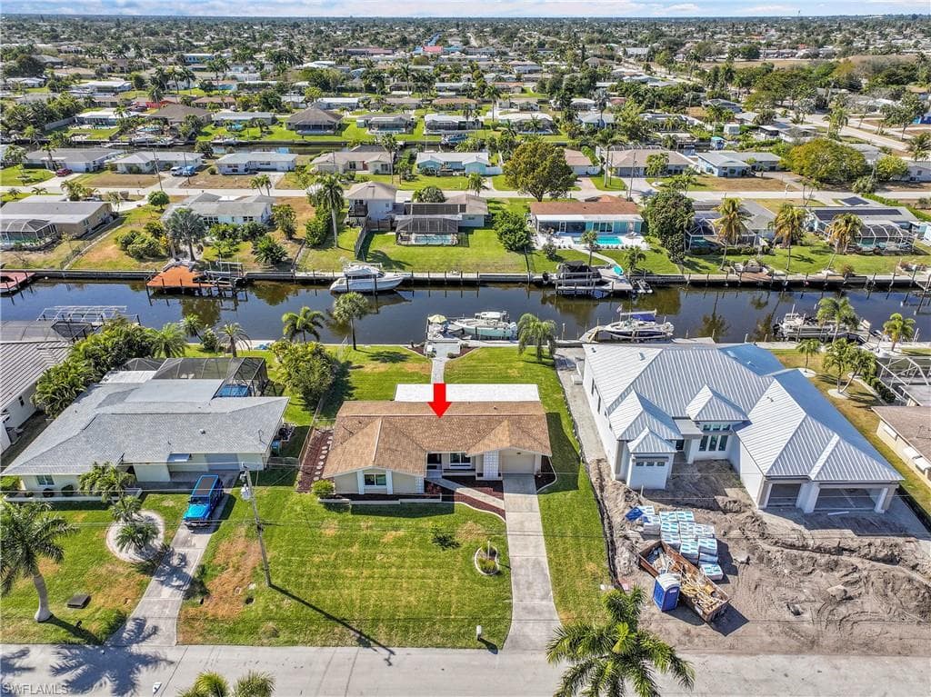 3018 SE 18th PL-32