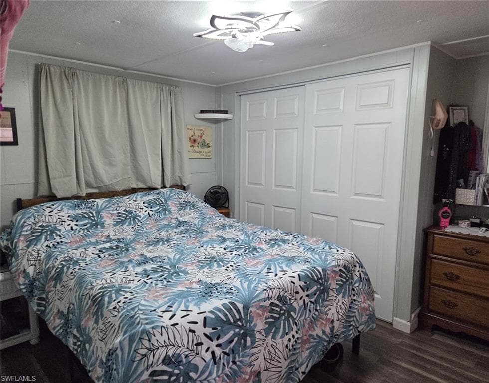 881 Homestead DR-19