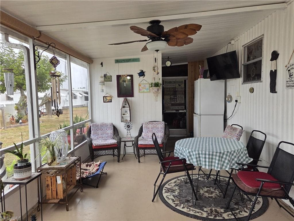 881 Homestead DR-4
