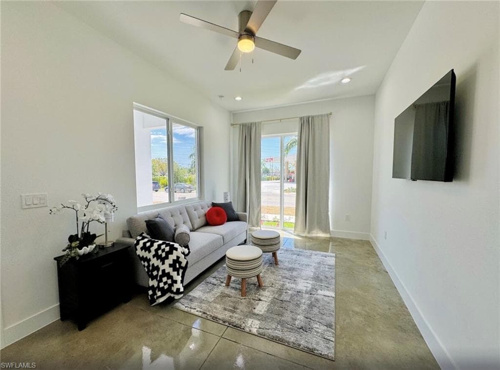 2479 Shadowlawn DR-12