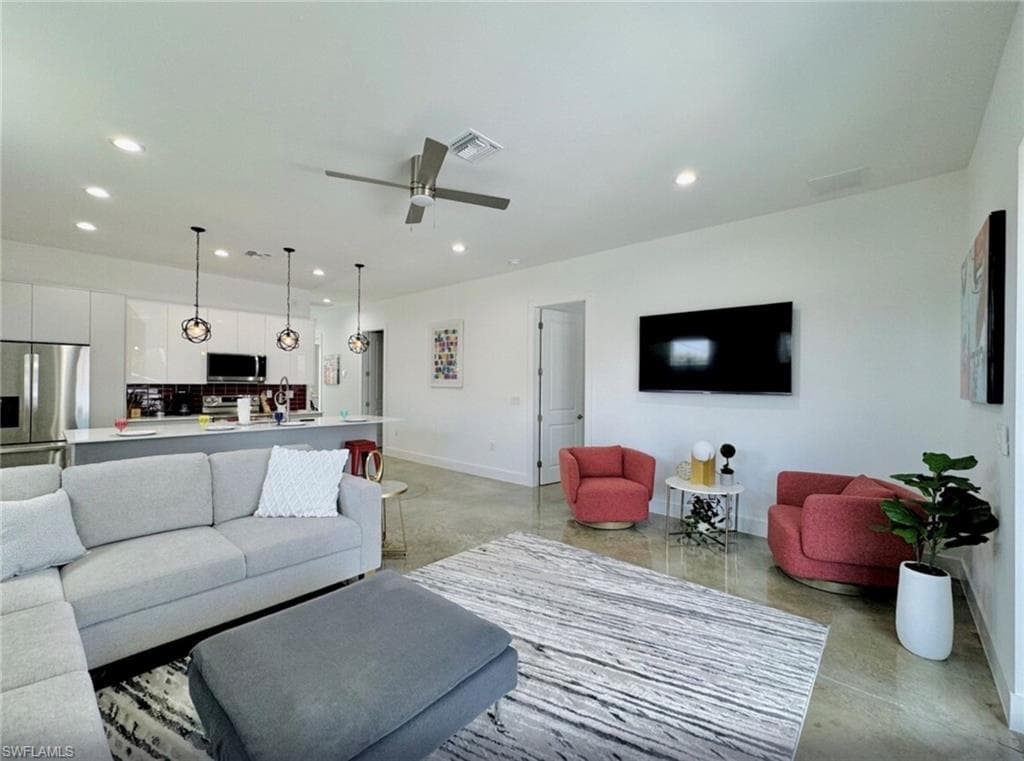 2479 Shadowlawn DR-11