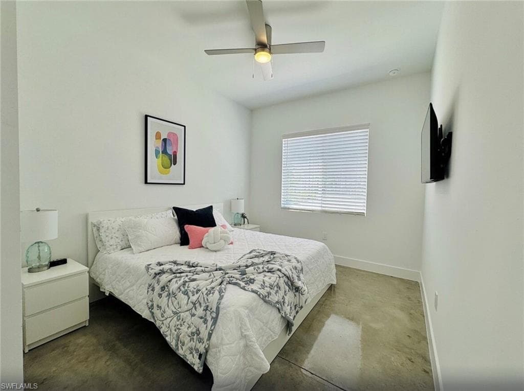 2479 Shadowlawn DR-25