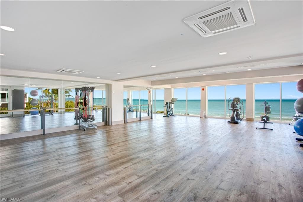 267 Barefoot Beach BLVD 305-40