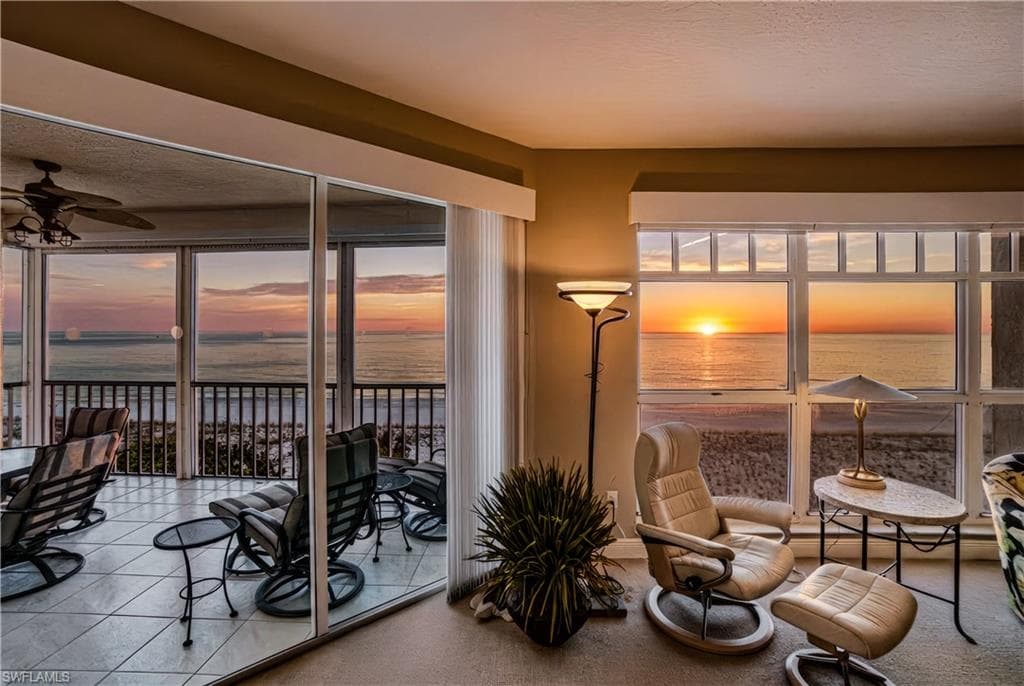 267 Barefoot Beach BLVD 305-8