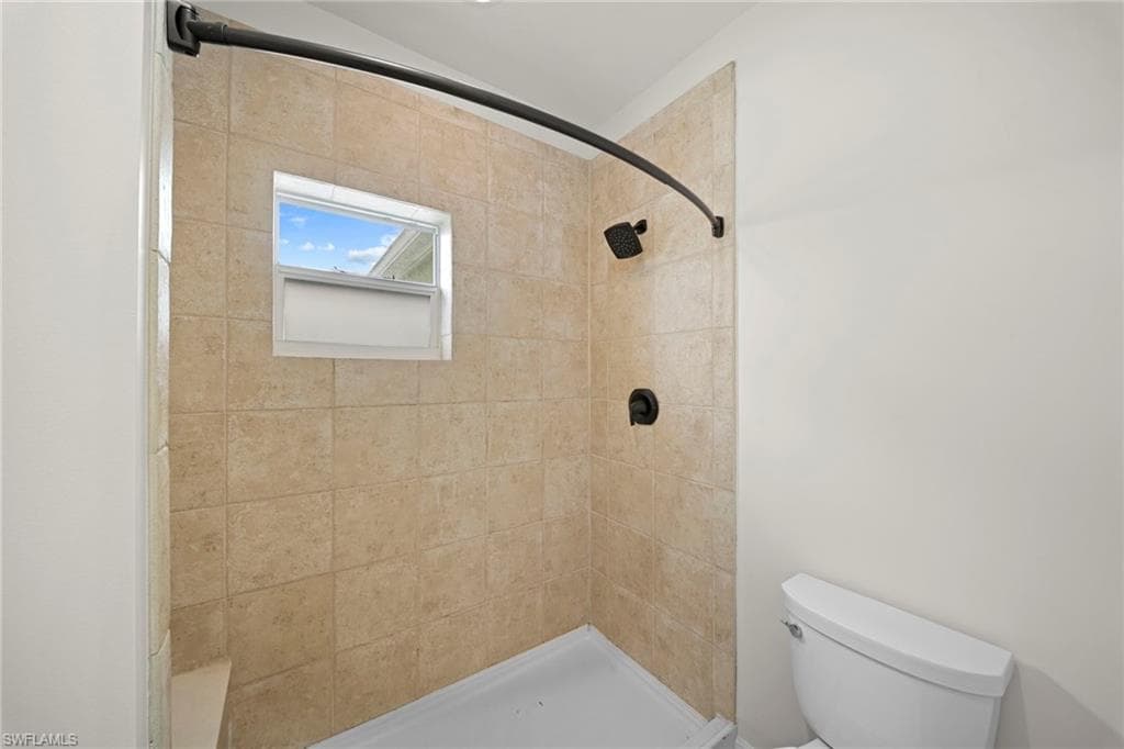 4011 Tarpon AVE-23