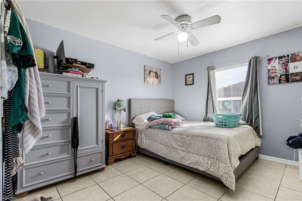 4409 & 4411 22nd ST SW-13