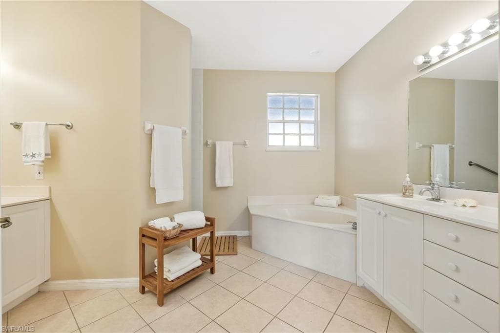 2180 Hawksridge DR 2002-14