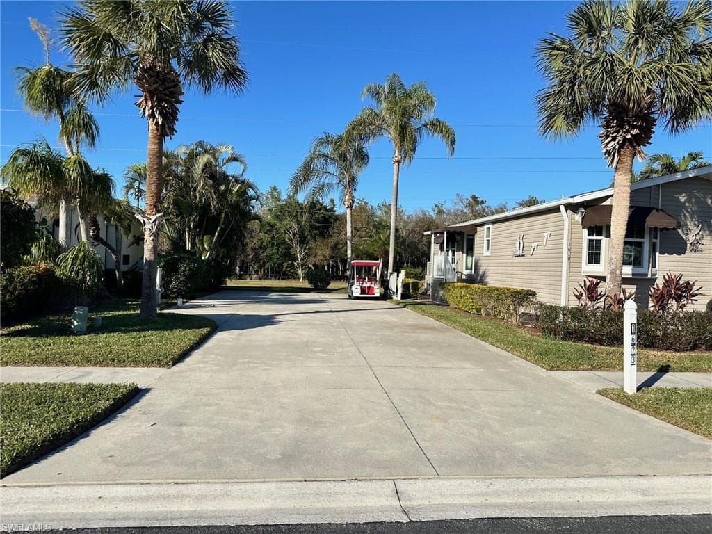 1623 Diamond Lake CIR-1