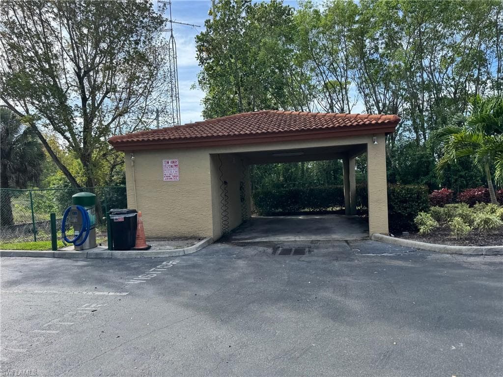8940 Colonnades CT E 713-26