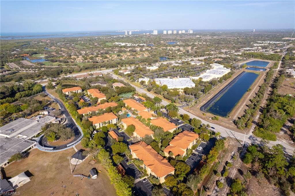 8940 Colonnades CT E 713-24