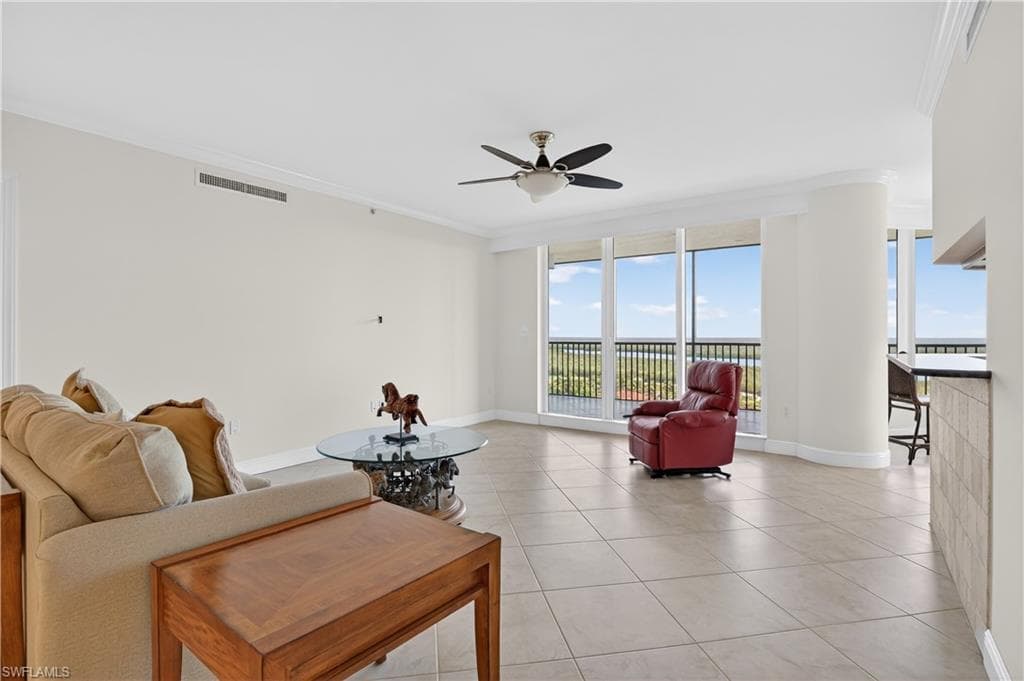 1060 Borghese LN 1005-8