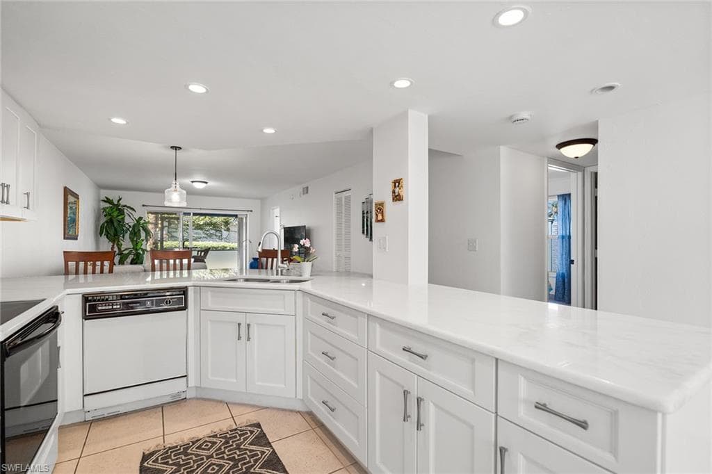 821 Gulf Pavilion DR 106-8