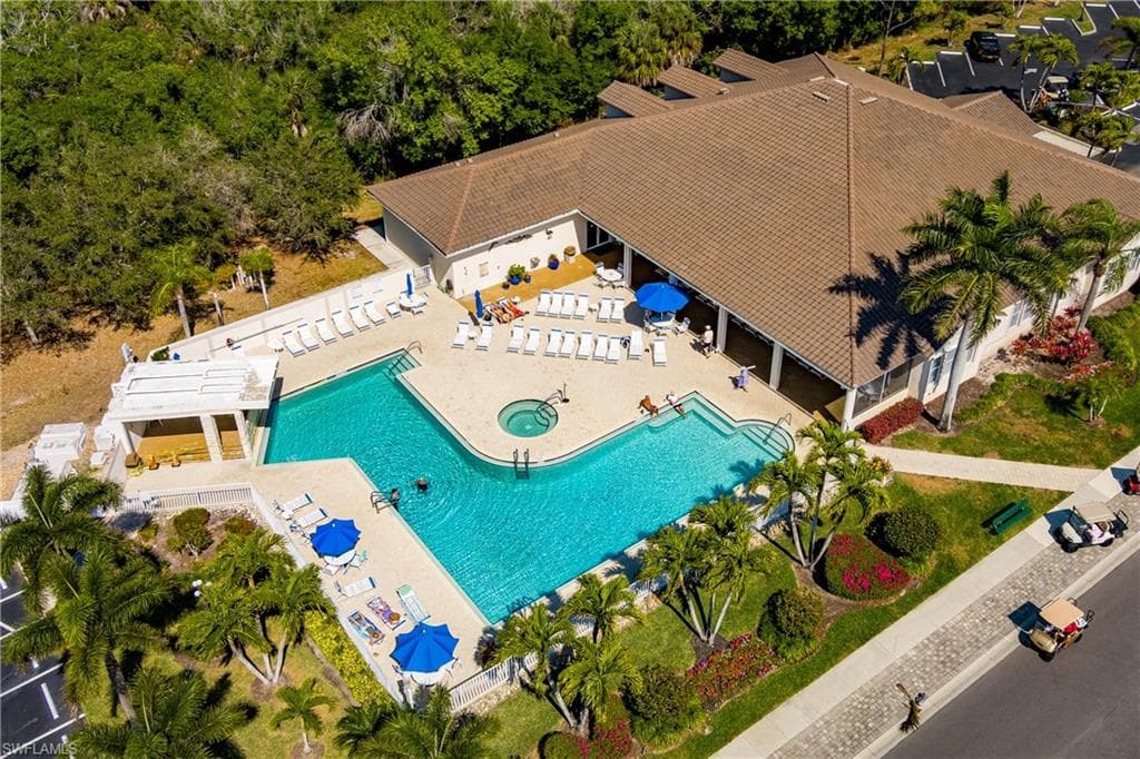 1076 Diamond Lake CIR-49