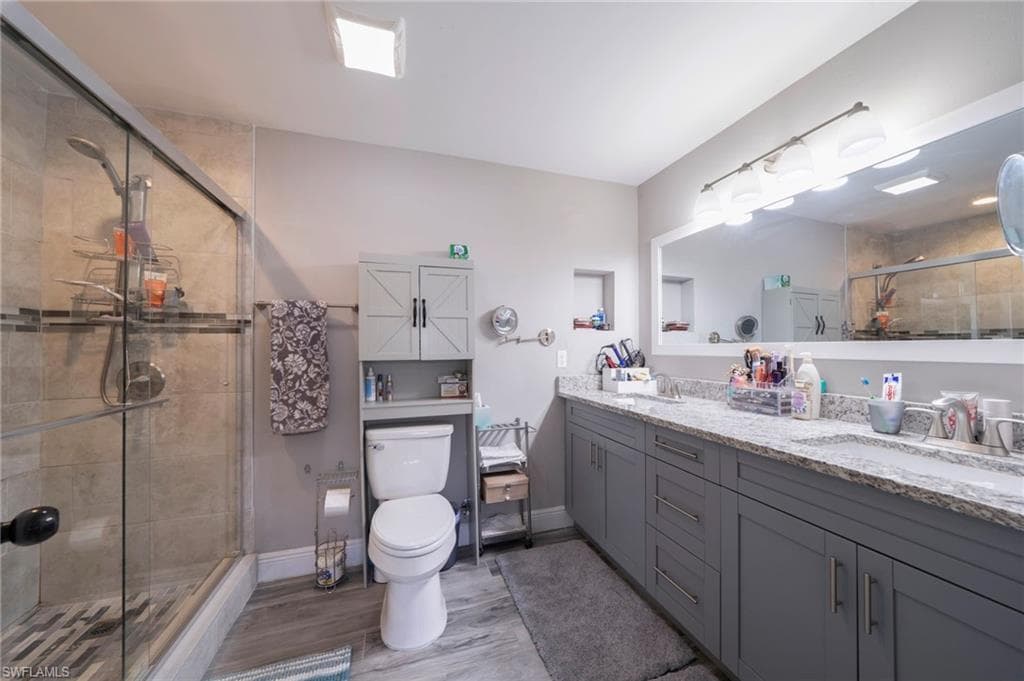 1701 Framingham CT-12