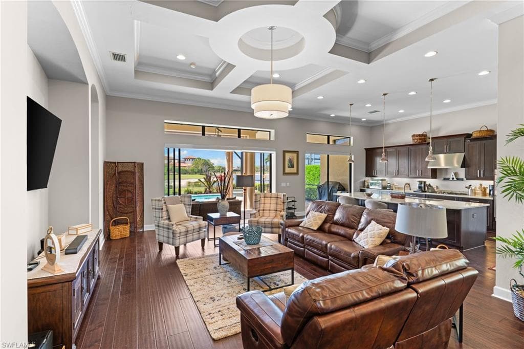 9012 Sorreno CT-10
