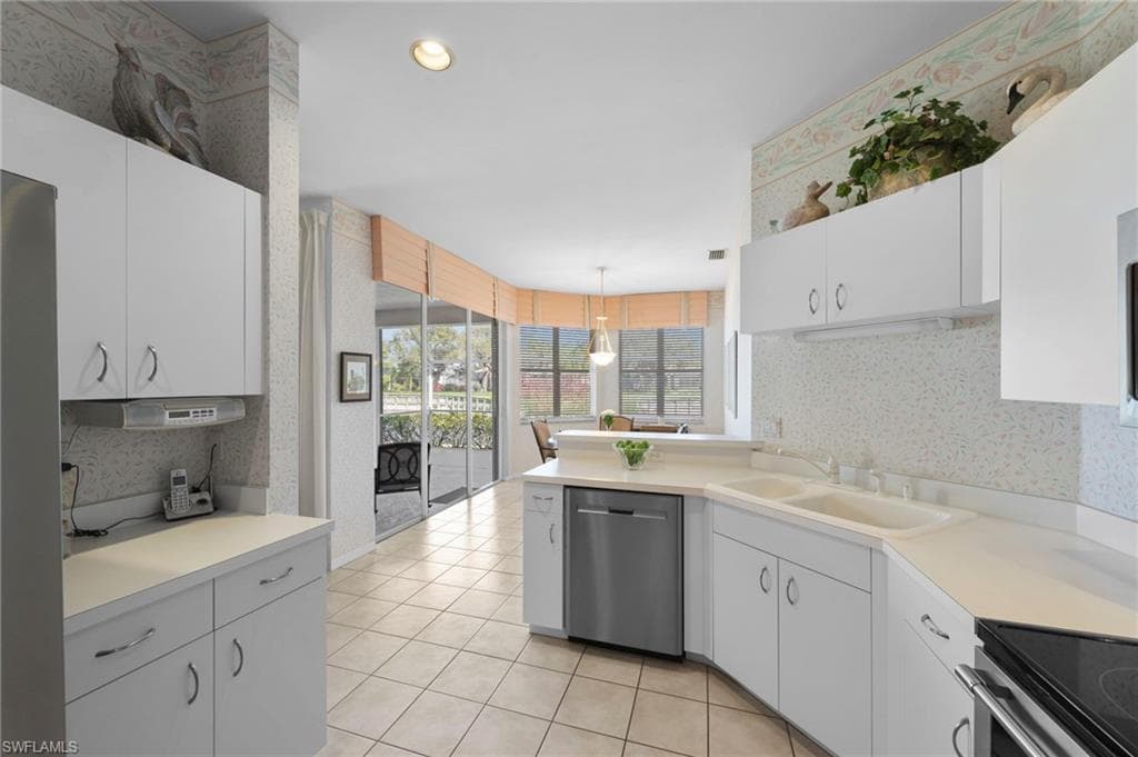8509 Fairway Bend DR-17