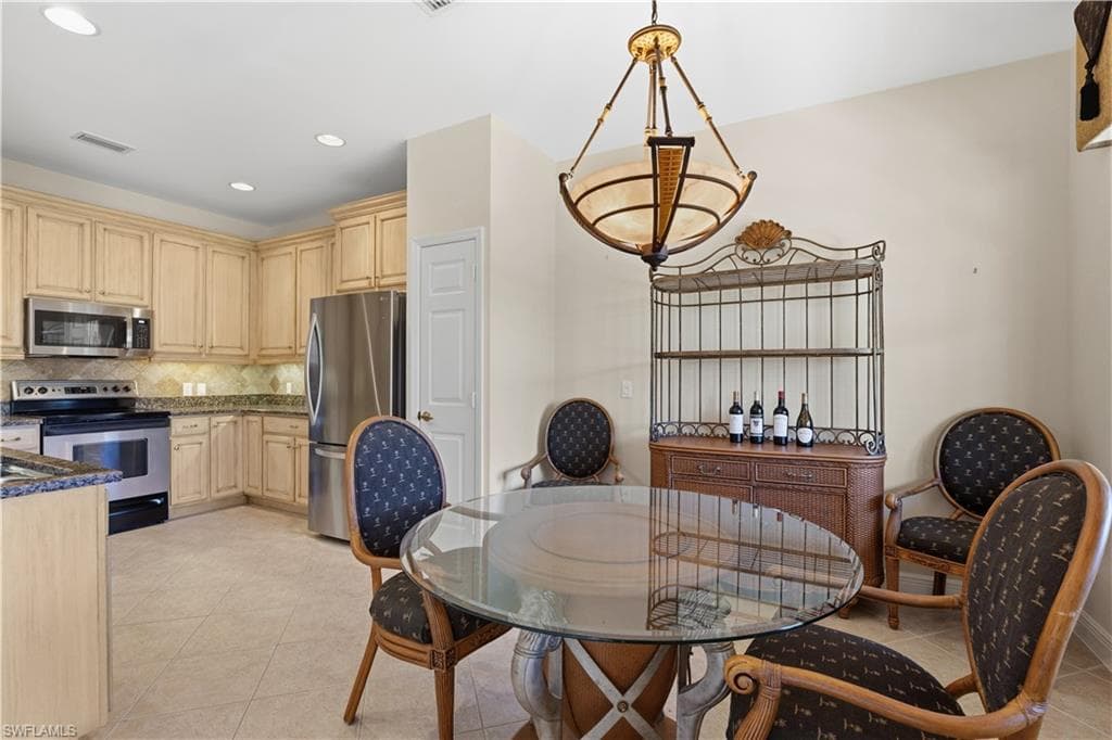 12200 Toscana WAY 102-6