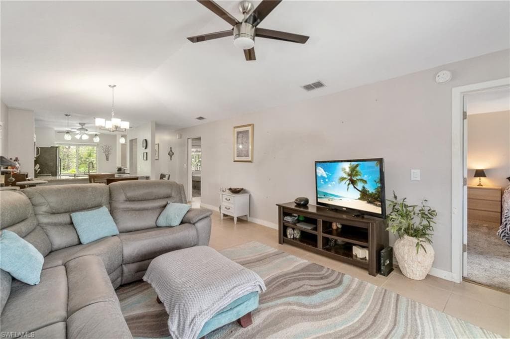 5700 Woodmere Lake CIR E201-6