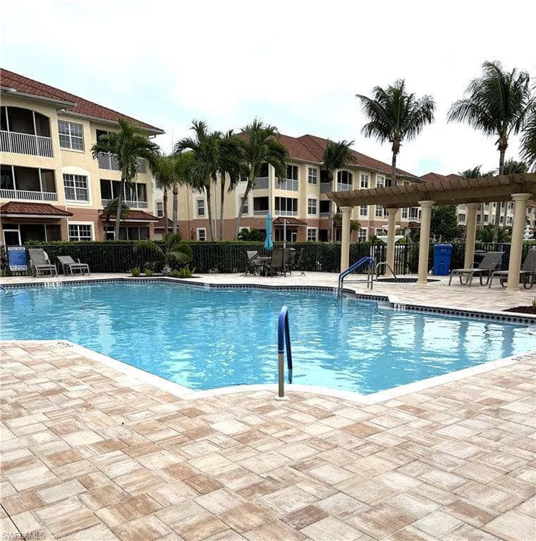 1137 Van Loon Commons CIR 202-1
