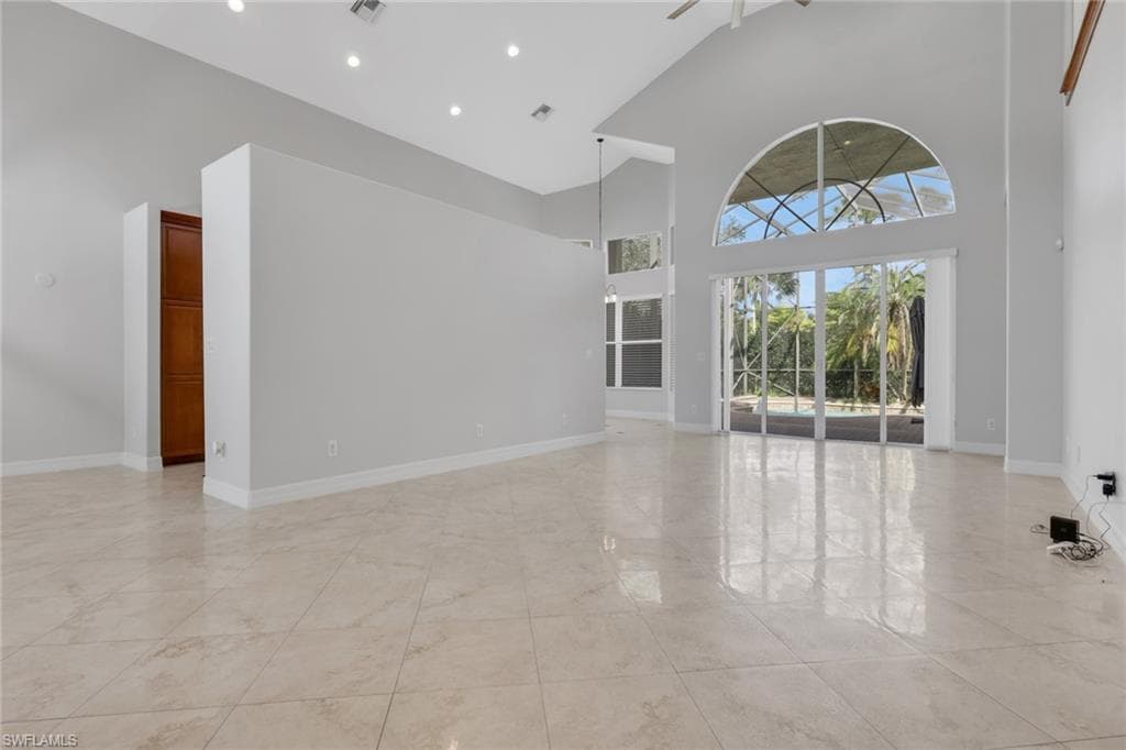 2137 Isla De Palma CIR-28