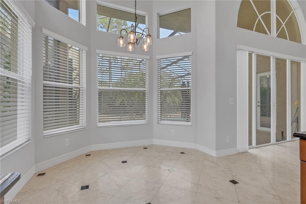 2137 Isla De Palma CIR-24