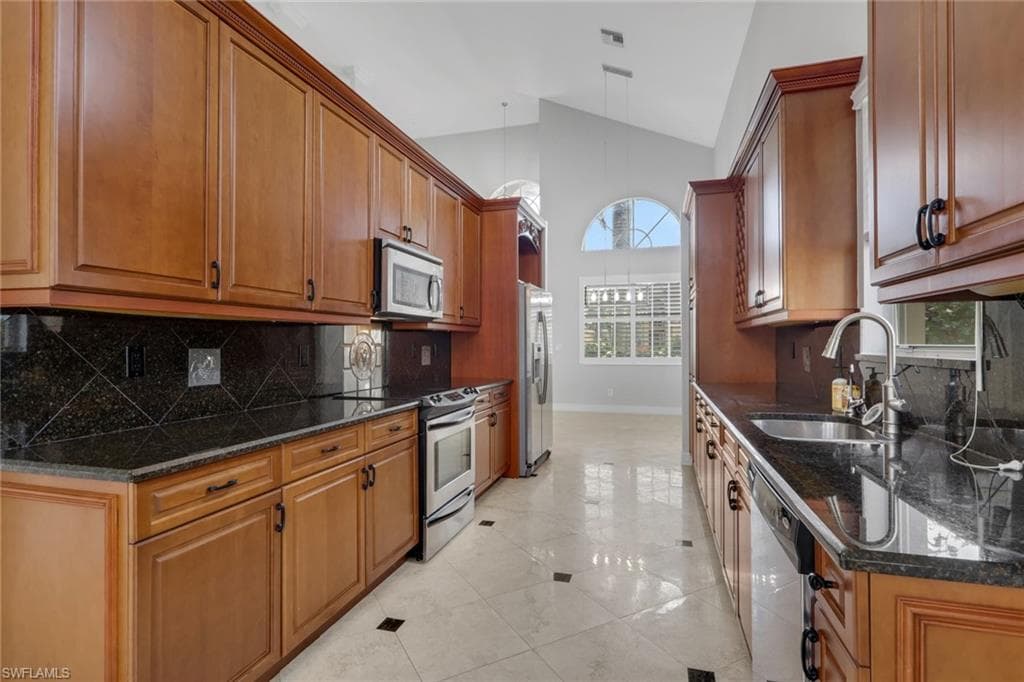 2137 Isla De Palma CIR-31