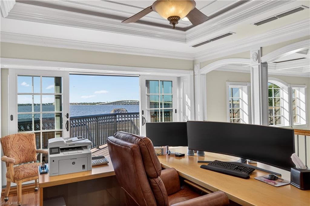 12782 Yacht Club CIR-39
