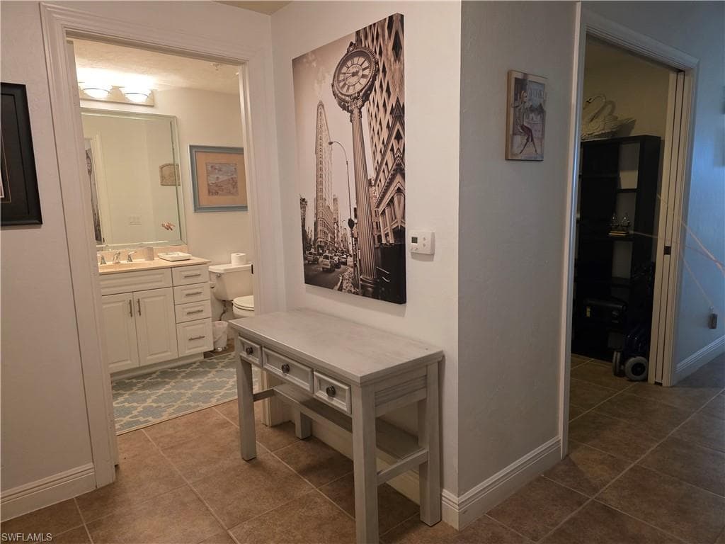 5706 Cape Harbour DR 211-23