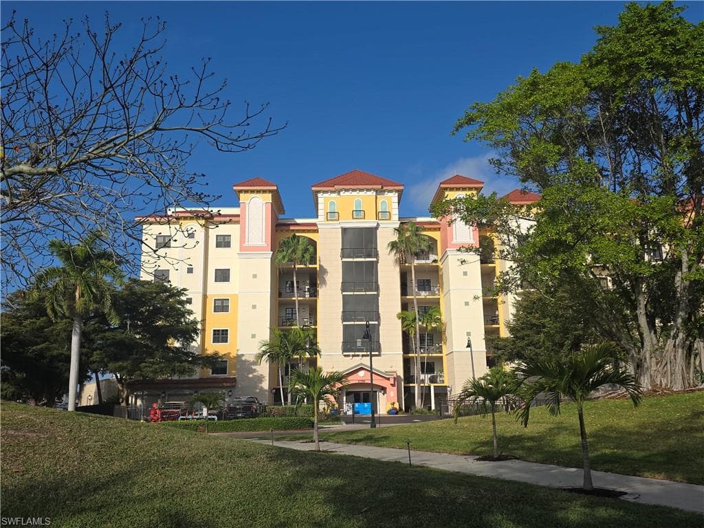 5706 Cape Harbour DR 211-1