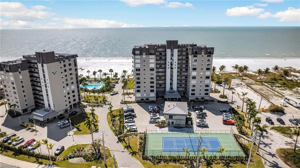 2800 Estero BLVD 1003-43
