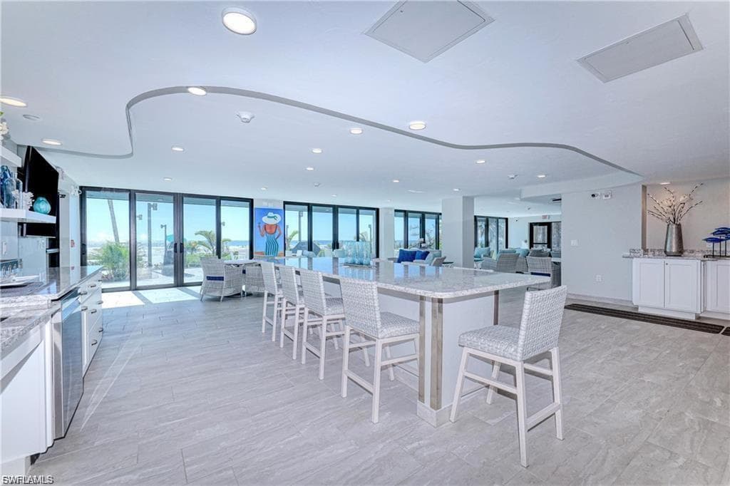 2800 Estero BLVD 1003-32