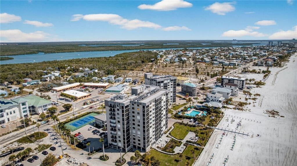 2800 Estero BLVD 1003-38