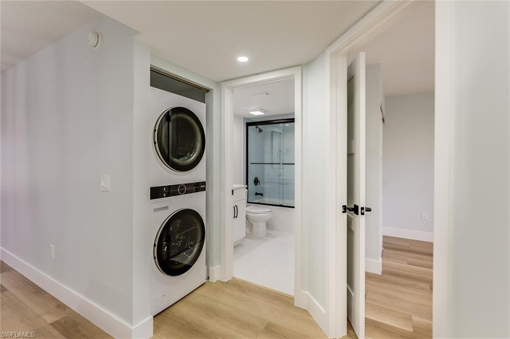 2445 W Gulf DR 6D-4