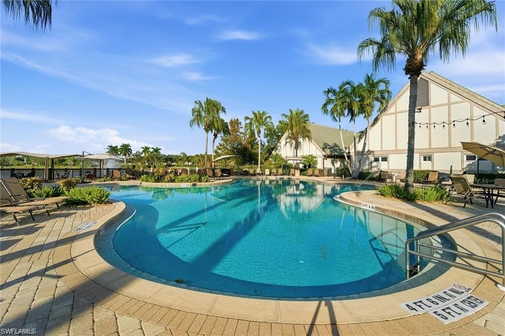 12095 WICKLOW LN-48