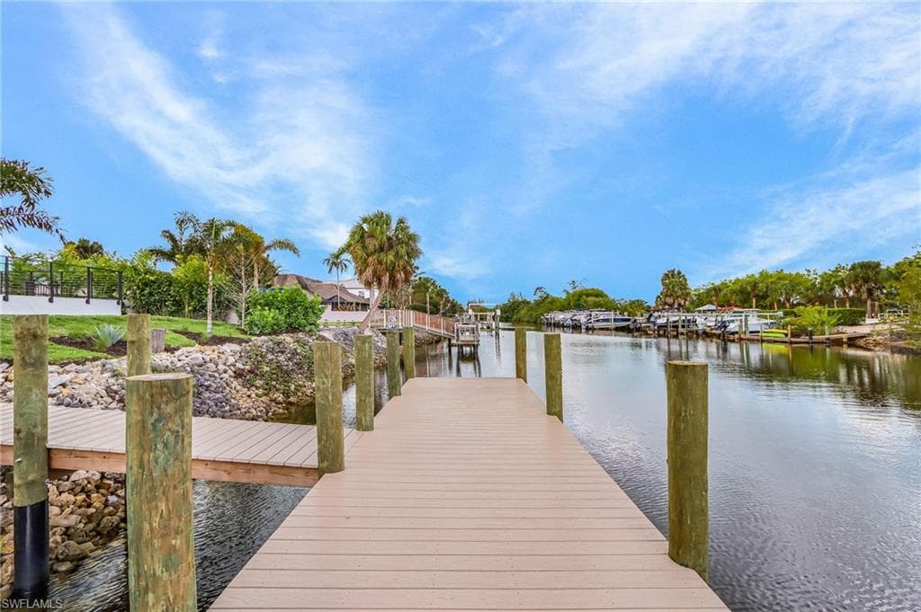 2393 Longboat DR-44