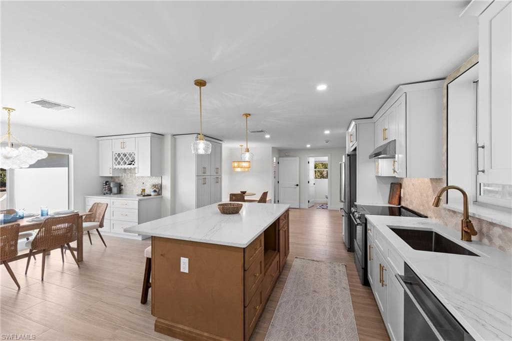 548 Boulder DR-18