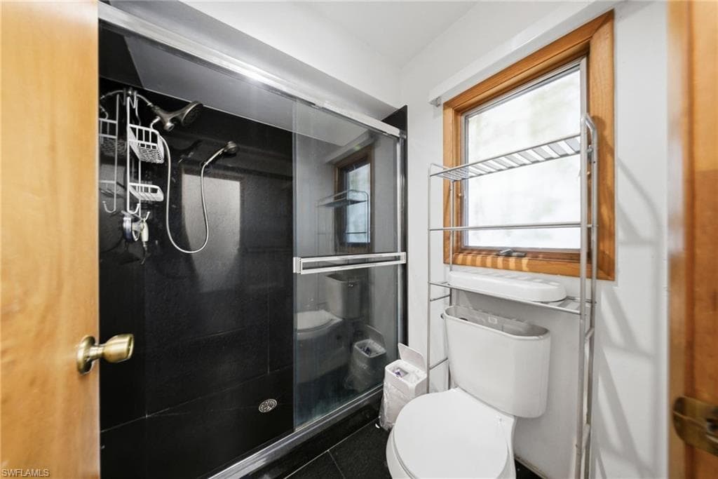 5050 32nd AVE SW-13