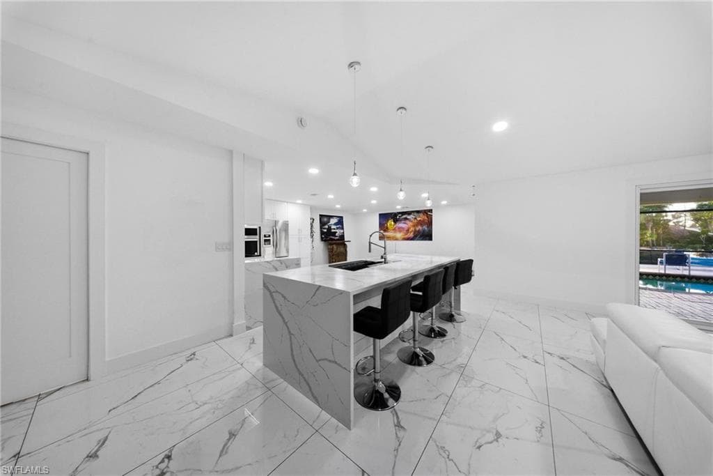 5050 32nd AVE SW-19