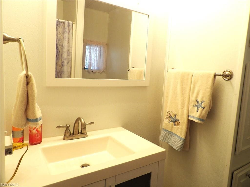 563 Timber LN S-19
