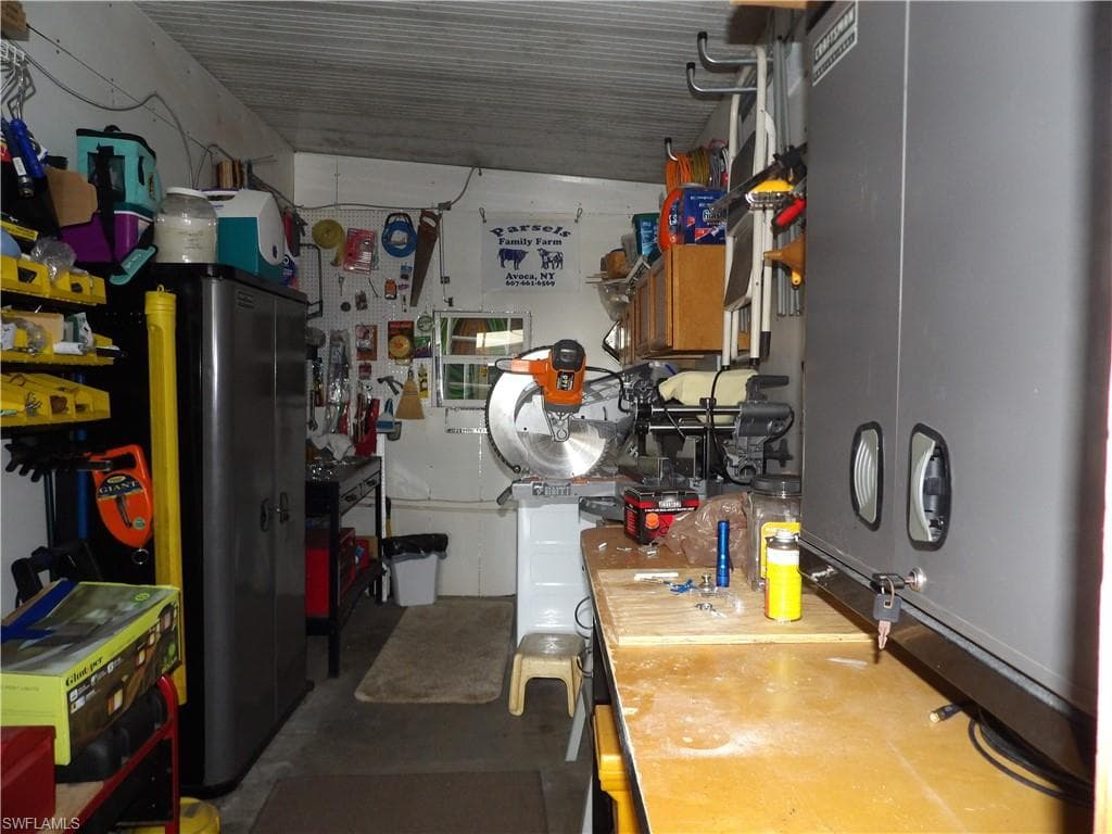 563 Timber LN S-21