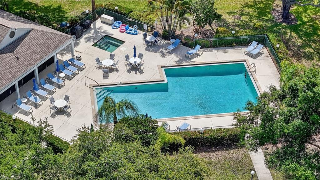 22656 Fountain Lakes BLVD-2