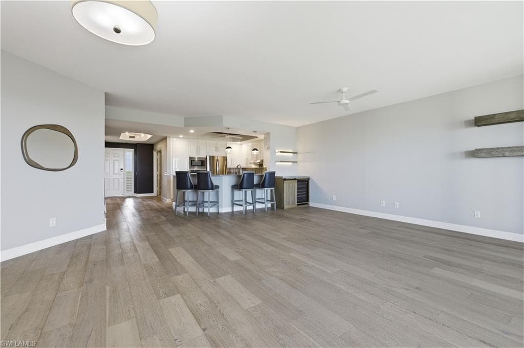 425 Cove Tower Dr 703-10