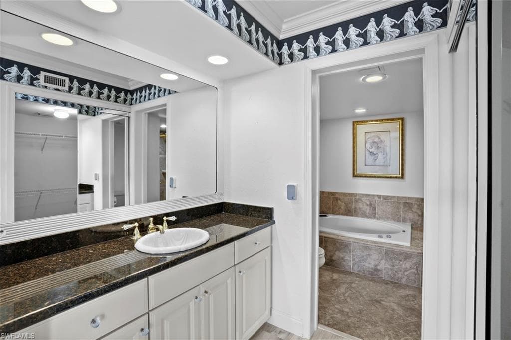 340 Horse Creek DR 307-18