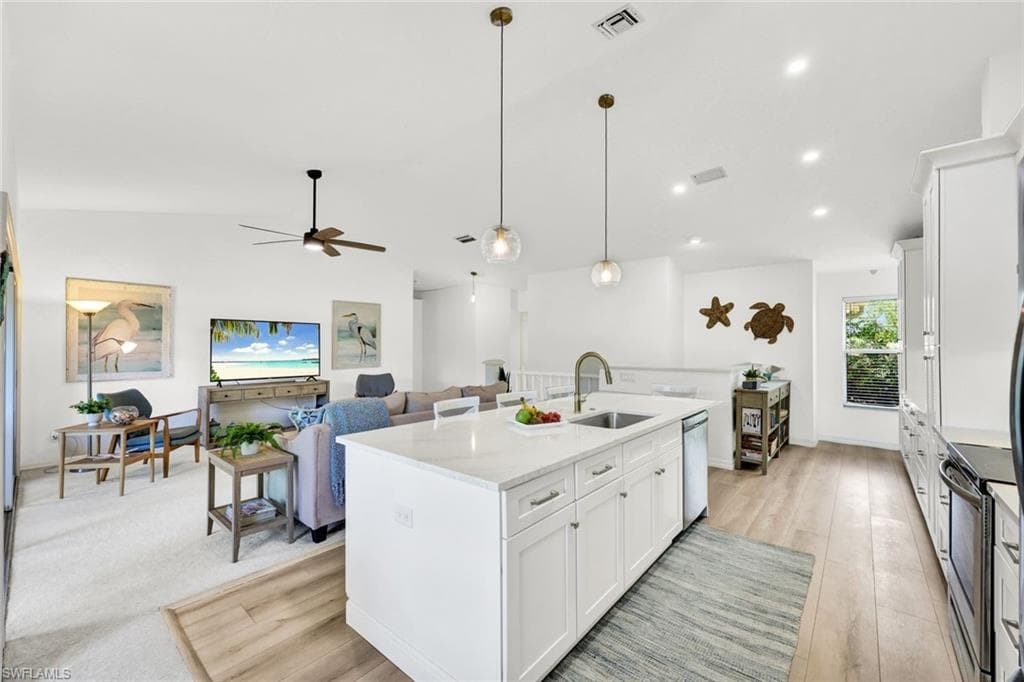 314 Emerald Bay CIR I5-16