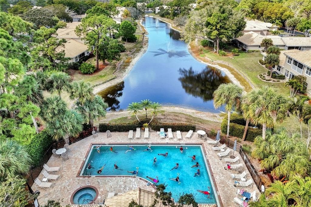 314 Emerald Bay CIR I5-28